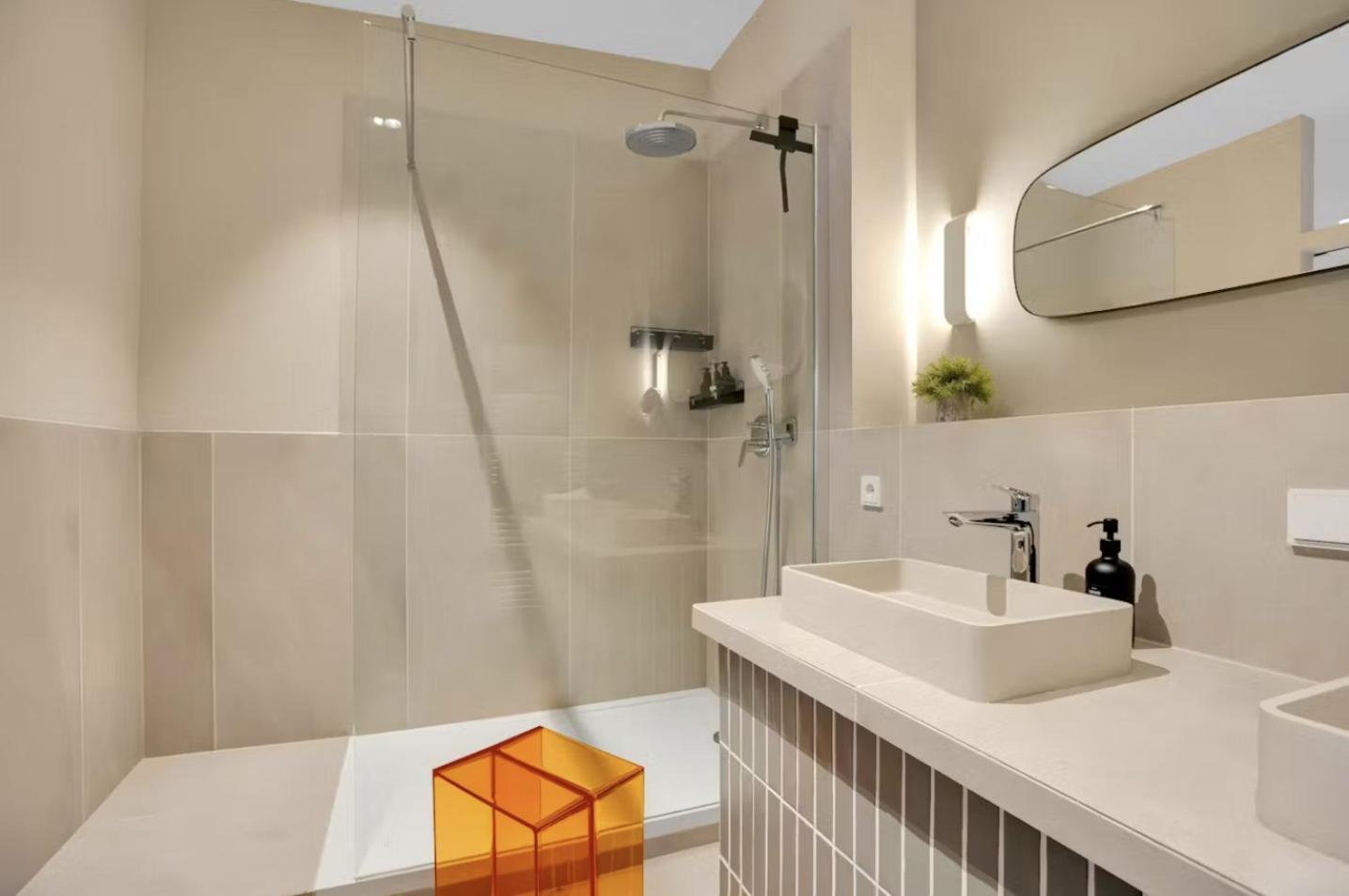 Large, Comfortable And Luxurious Flat In Center, Prenzlauer Berg