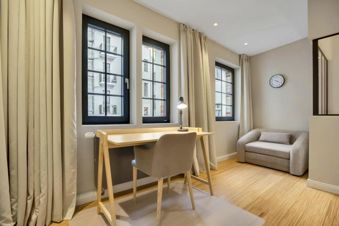 Large, Comfortable And Luxurious Flat In Center, Prenzlauer Berg Apartment *